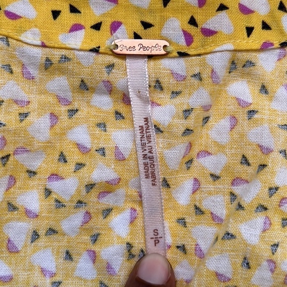 Free People Yellow linen blend Havana Honey Vneck Woven Crop Top Size Small - Picture 3 of 6
